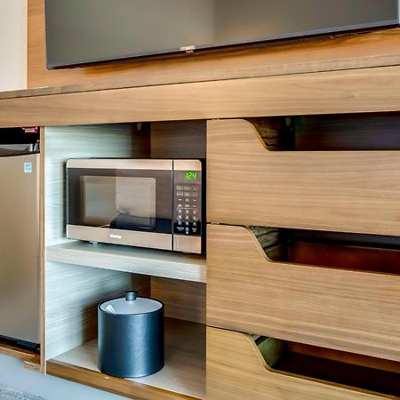 Hampton Inn & Suites By Hilton Louisville East Oxmoor Экстерьер фото